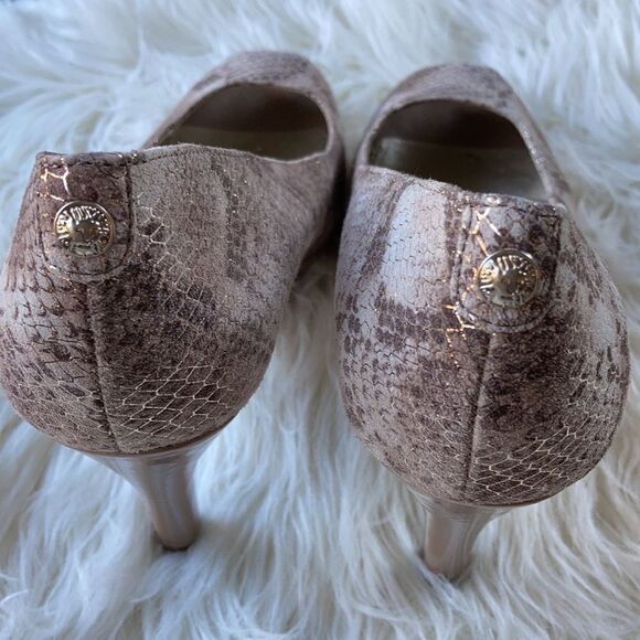 Ann Klein Leather Gold Metallic Snake Peep Toe Four Inch Heel Size 7.5 - Picture 5 of 12